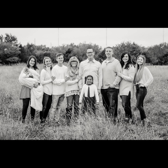 Meet the Poshers of Adorned Crown!! - Picture 2 of 5